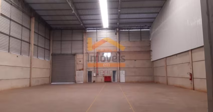 Salão Industrial em Condomínio para Locação em Americana-SP - Jardim Thelja: 4 Salas, 4 Banheiros, 5 Vagas de Garagem, 765m²!