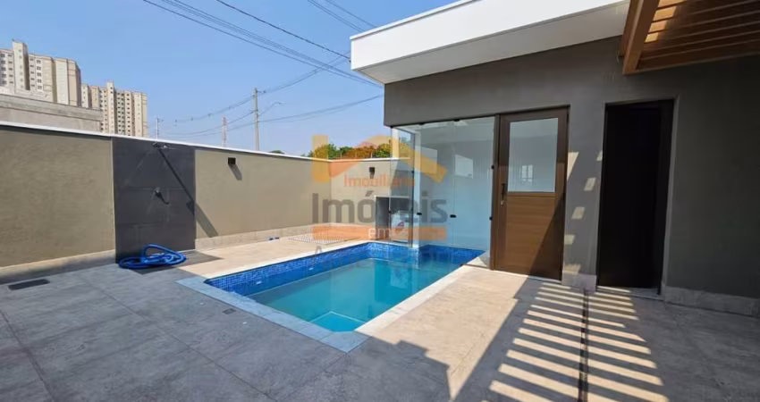 Casa de alto padrão em condomínio no Jardim Solar das Esmeraldas, Nova Odessa-SP: 3 quartos, 1 suíte, 2 salas, 4 banheiros, 2 vagas, 185m².