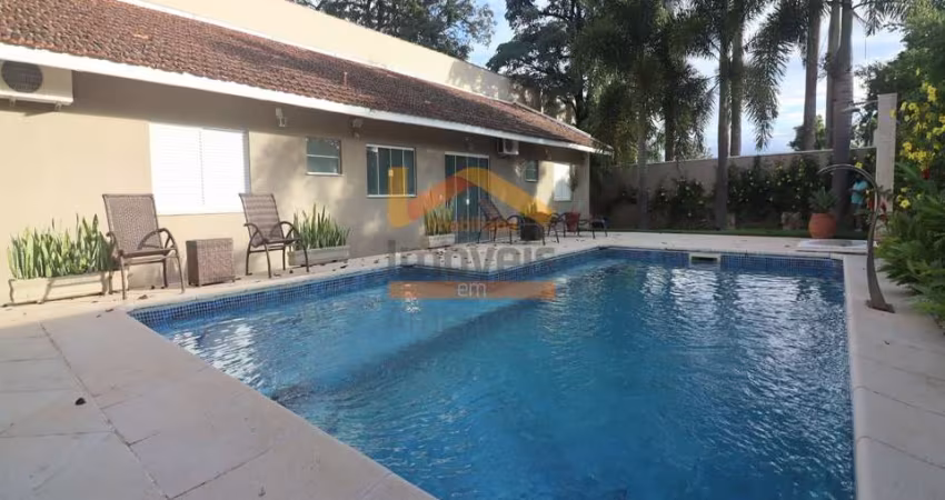 Magnífica Casa de Alto Padrão em Condomínio - 4 quartos, 4 suítes, 3 salas, 6 banheiros, 6 vagas - Jardim Paulista, Santa Bárbara D'oeste-SP
