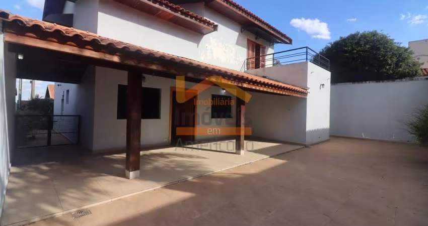 Casa de luxo para venda ou locação em Americana-SP, Parque Novo Mundo: 3 quartos, 1 suíte, 4 banheiros, 4 vagas, 279m².