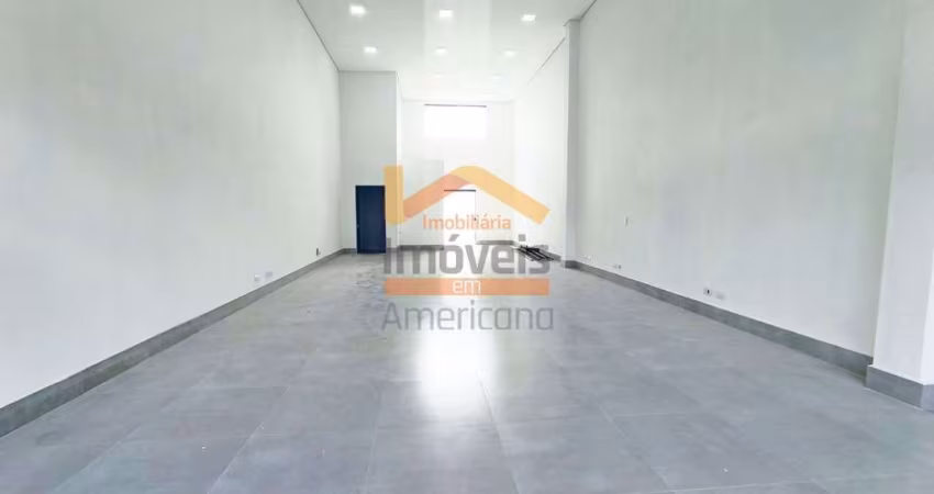 Salão Comercial para Locação em Americana-SP na Vila Nossa Senhora de Fátima: 2 Banheiros, 2 Vagas e 115m² de Área.