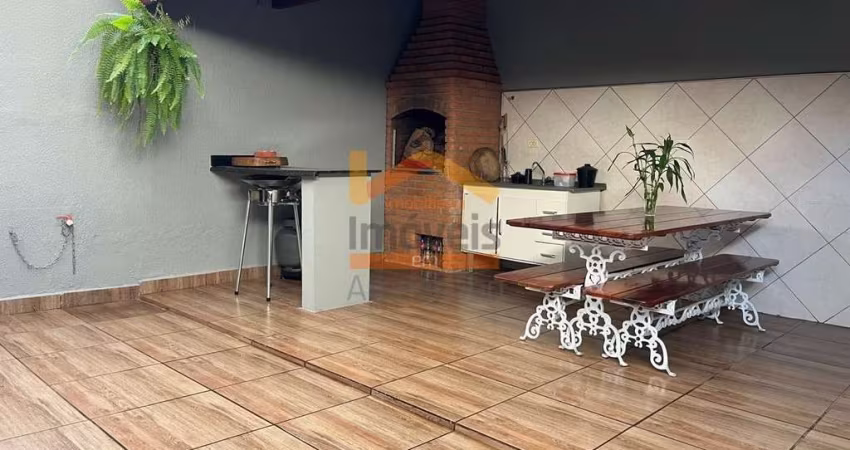 Casa à venda em Americana-SP, Parque Novo Mundo: 3 quartos, 2 salas, 2 banheiros, 2 vagas, 160m². Imperdível!