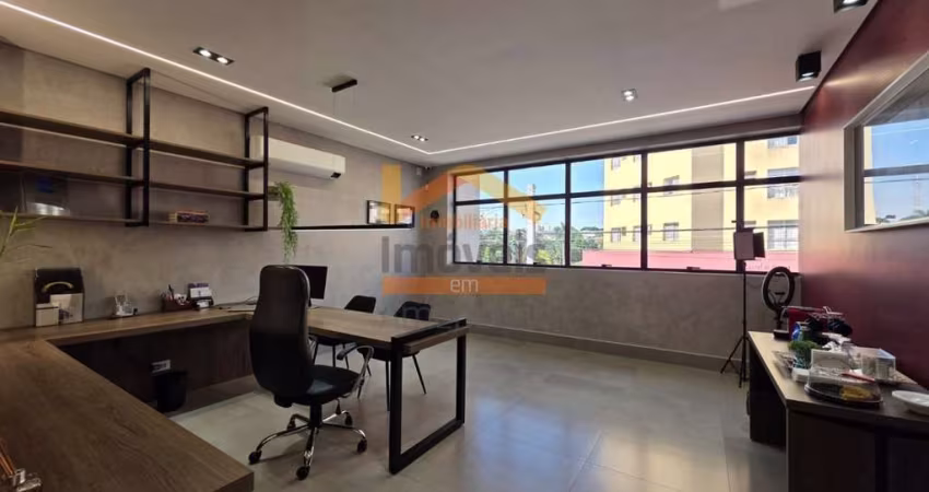 Prédio comercial à venda em Americana-SP, Vila Santo Antônio: 6 salas, 2 vagas, 290m² de área. Aproveite!