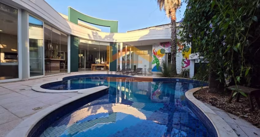 Impecável Casa em Condomínio à Venda em Americana-SP, Jardim Trípoli: 4 Quartos, 2 Suítes, 3 Salas, 5 Banheiros, 6 Vagas, 395m²!