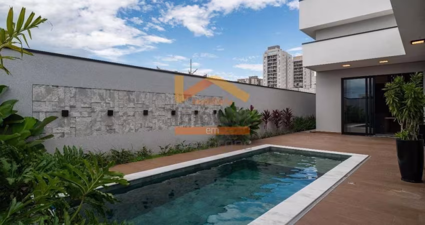 Casa de alto padrão em condomínio com 3 suítes e 4 vagas na cidade de Santa Bárbara D'oeste - Jardim Firenze