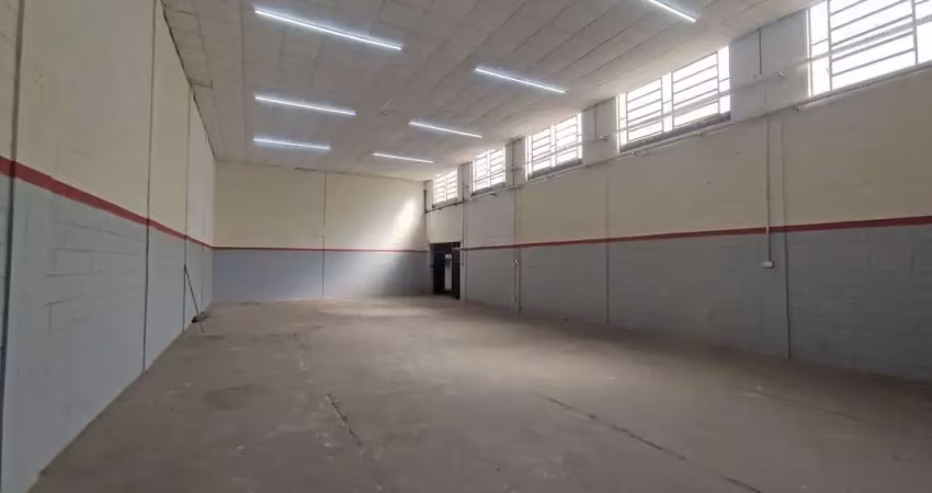 Salão Industrial de Alto Padrão na Morada do Sol em Americana-SP: 6 Salas, 4 Banheiros, 2 Vagas de Garagem, 527m² de Área