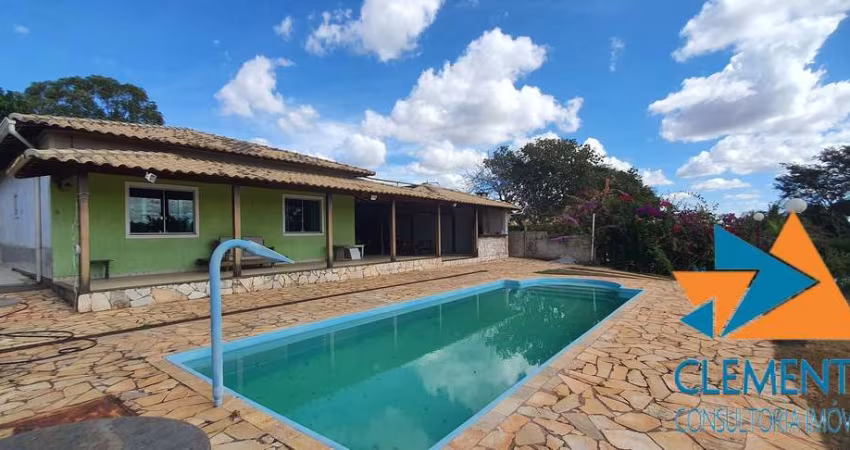 CASA E SITIO A COND. FECHADO ESTANCIAS DA MATA-LAGOA SANTA/JABOTICATUBAS-MG