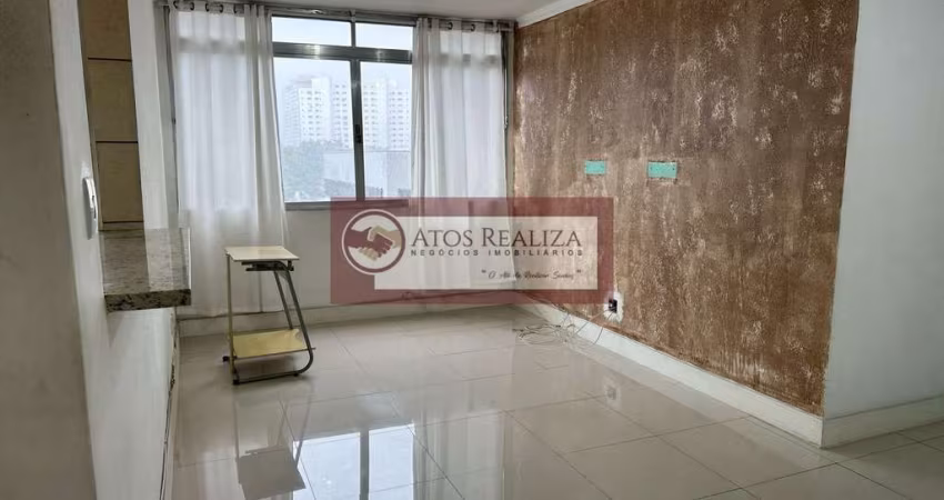 Chegou a sua Oportunidade de Morar em Santo Amaro.  Alugo Apartamento de 95m2 na Av João Dias, Apartamento com 2 dormitórios bem espaçosos, dependências de empregada com Banheiro e Área de Serviço, Sa