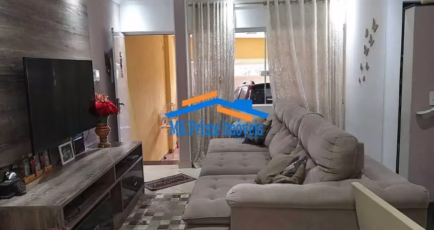 Sobrado c/ 125m², 3 Dormitórios sendo 1 Suíte - Vila Menk. ACEITA PERMUTA!