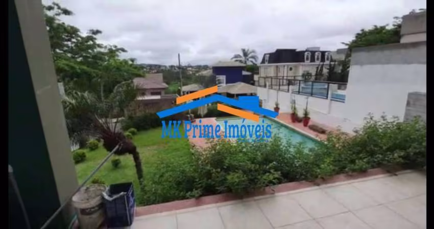 Linda casa em condomínio com 260 m²  no golf vilage PARA LOCAÇÂO