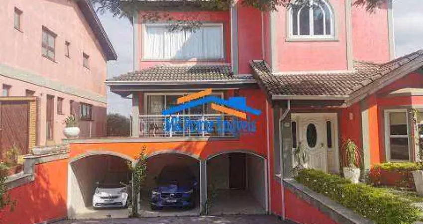 Linda Casa em Condomínio 5 dormitórios em Aldeia da Serra!