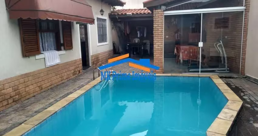 Excelente Casa Térrea com Piscina na City Bussocaba em Osasco!