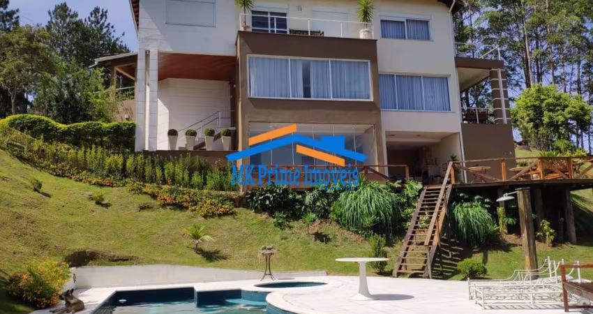 Linda Casa em Condomínio Refúgio dos Pinheiros 4 suítes!