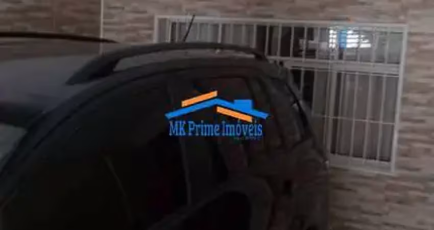 Excelente Sobrado com 3 Dormitórios sendo 1 Suíte e 3 Vagas de Garagem.