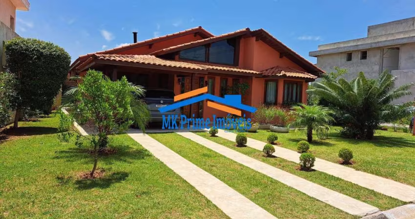 Maravilhosa Casa térrea com 400 metros de terreno e 180 de Área construída.