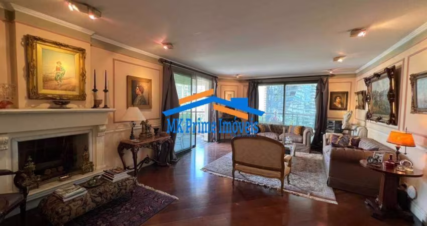Apartamento 220m² 4 Dormitórios 3 suítes 4 vagas p/ Venda no Itaim Bibi/SP
