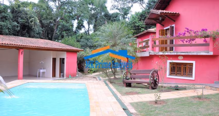 Casa reformada condomínio fechado 4 dormitórios - Vila Verde - Itapevi