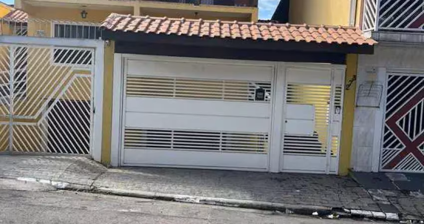 Excelente sobrado Jd. Santo Antonio com 4 dormitórios (2 suites)