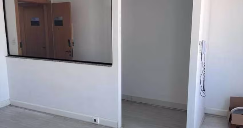 Sala Comercial mobiliada com 32m² em Excelente localização!