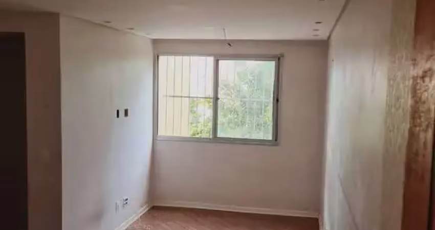 Apartamento 55m² com 2 dormitórios Cond. São Cristóvão.