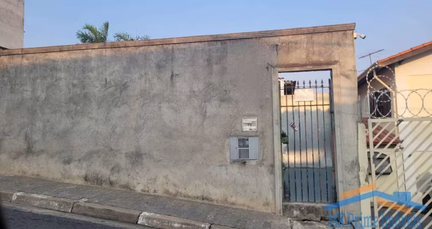 Casa térrea com Terreno de 400m² - Jaguaribe - Osasco.