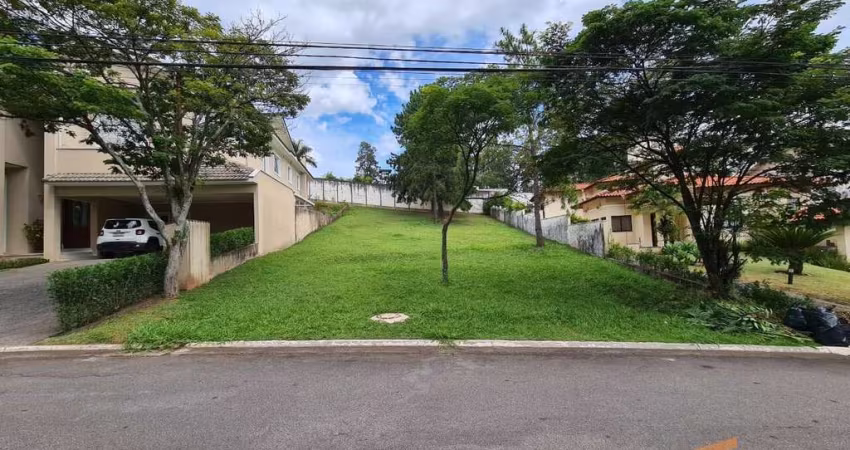 VENDE Terreno com 657m² - Residencial 12 - ALPHAVILLE.