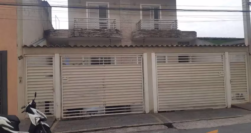 Casa a Venda com 3 Quartos e 1 Banheiro à Venda, 230 m² - Campesina