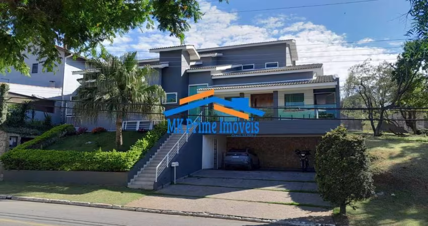 Casa em condomínio com 400m²  A.C Com  04 Quartos, 03 Suítes- TARUMÃ.