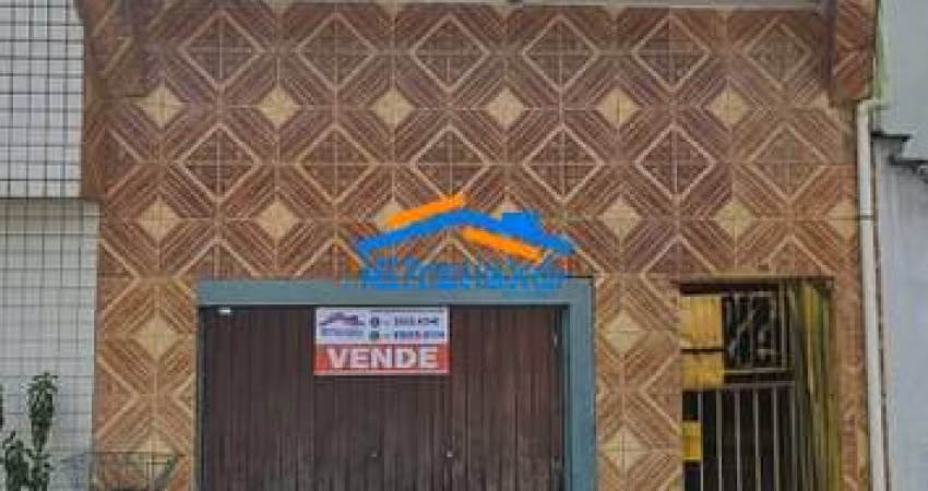 Casa Assobradada com 2 Dormitórios 2 vagas com Edícula de 2 cômodos.