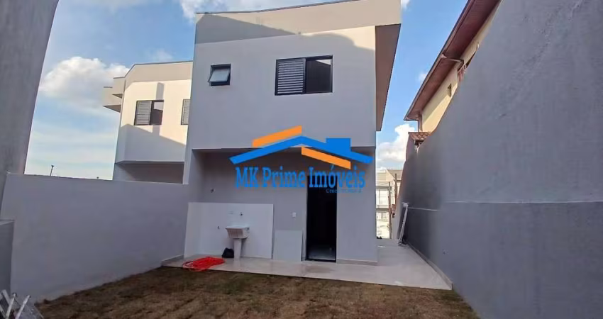 Sobrado Novo em Condomínio 80m² com 2 Suítes em Cotia.