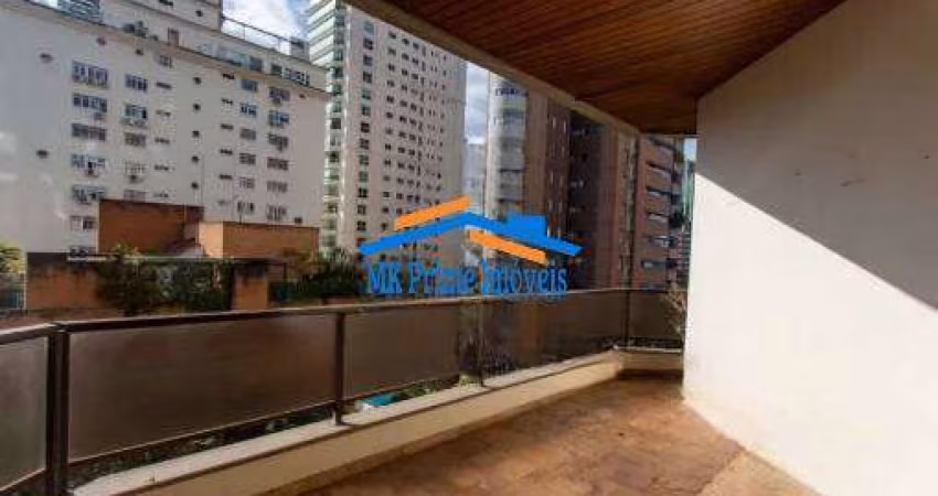 Apartamento com 3 Quartos e 5 banheiros à Venda, 200 m² - Itaim Bibi