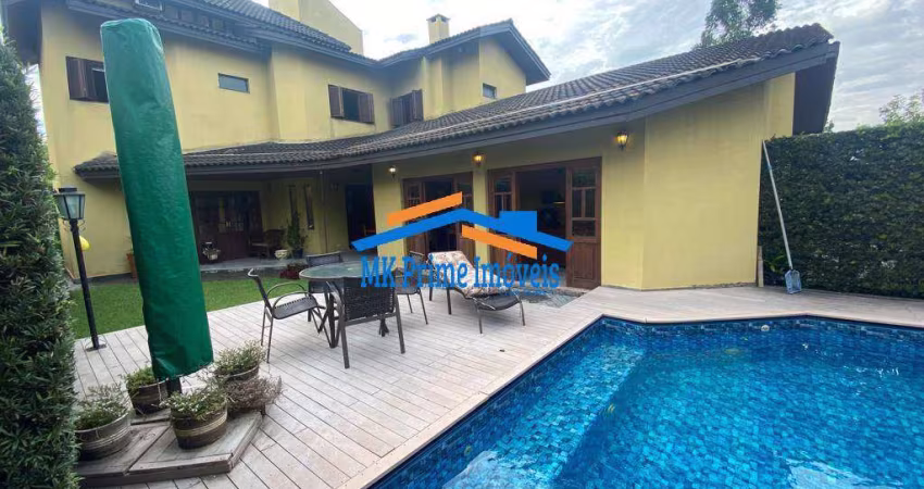 Sobrado em Condomínio com 3 Suítes e Piscina - Parque dos Príncipes/SP.
