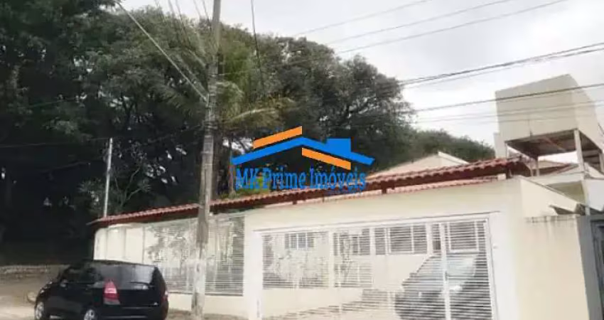 Casa térrea com 3 quartos sendo 1 suíte - 2 vagas - locada