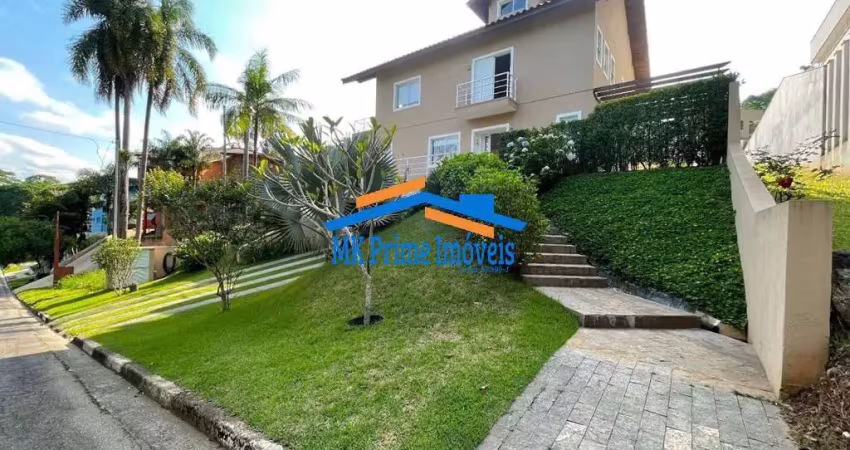 Cond. Beverly Hills - 3d/2sts - Moderna, integrada, ampla, muito iluminada!