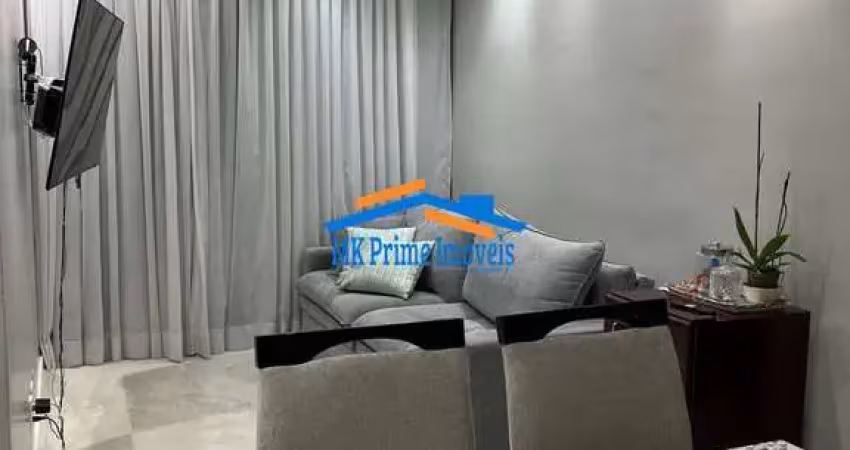 Apartamento com 3 quartos sendo 1 suíte e 2 vagas de garagem.