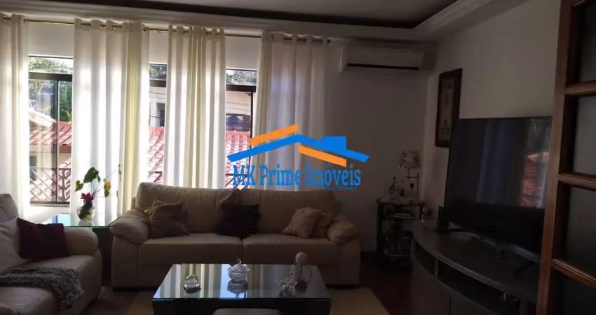 Casa assobradada a venda, com 310m², 04 quartos, 01 suíte - adalgisa