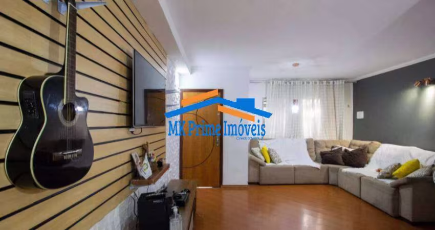 Sobrado com 245m² 4 Quartos sendo 1 suíte - 4 vagas cobertas - Jaguaribe