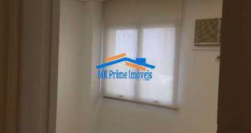 Sala comercial 30m² toda reformada em Alphaville