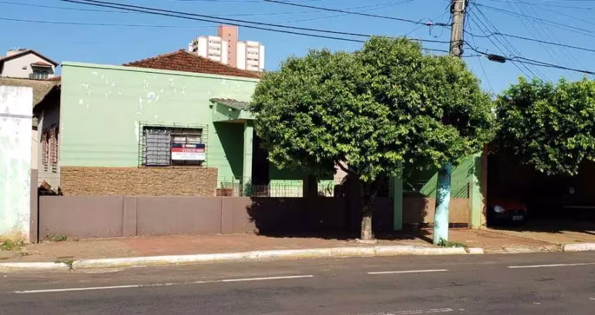 Casa Térrea no Bairro Amambaí