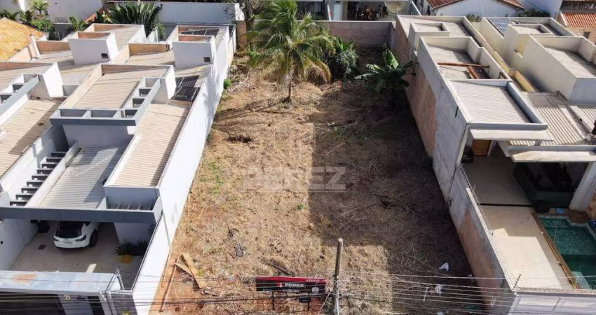 Terreno à Venda no Bairro Rita Vieira