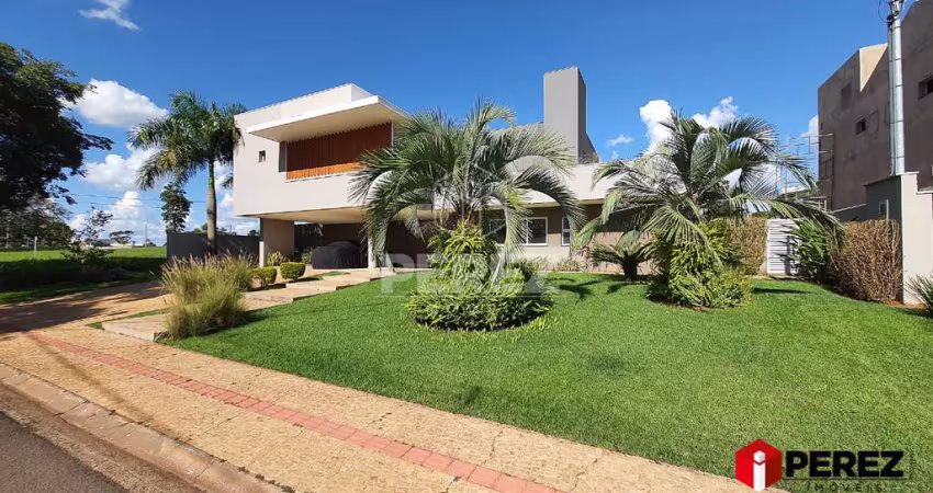 Sobrado de Alto Padrão no Condomínio Terras do Golfe