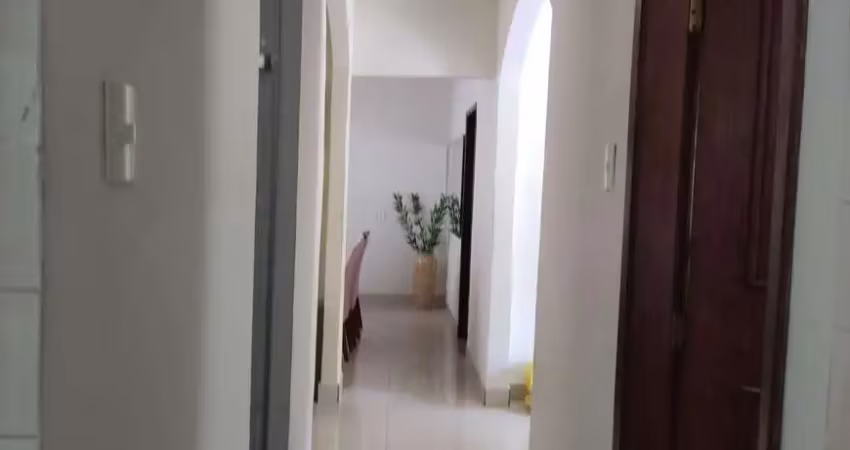 Casa para Venda em Governador Valadares, Esperança, 3 dormitórios, 1 suíte, 3 banheiros, 1 vaga