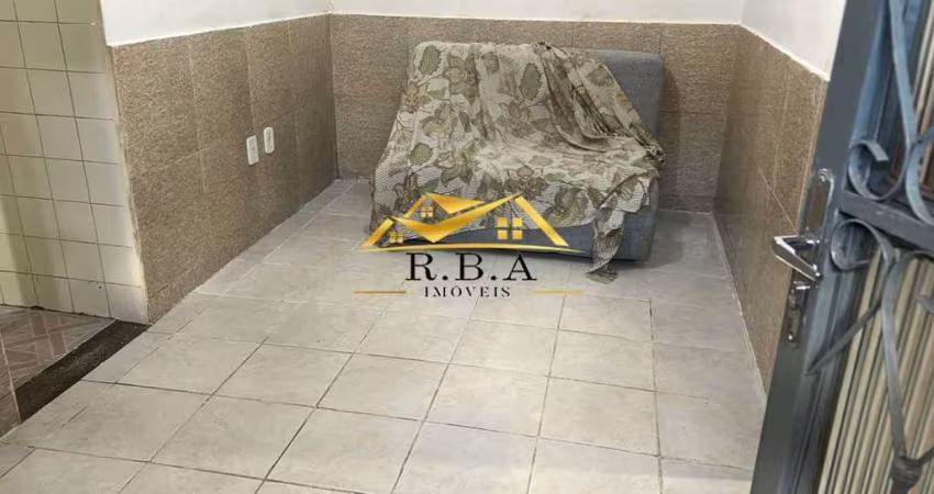 Casa com 1 quarto para alugar na Rua Alves do Vale, Vila Valqueire, Rio de Janeiro