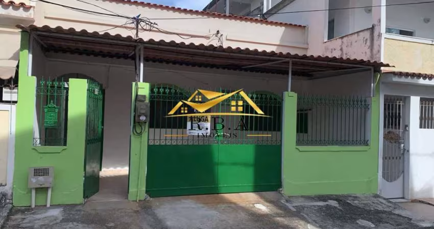 Casa com 2 quartos para alugar na Rua Sete, Realengo, Rio de Janeiro