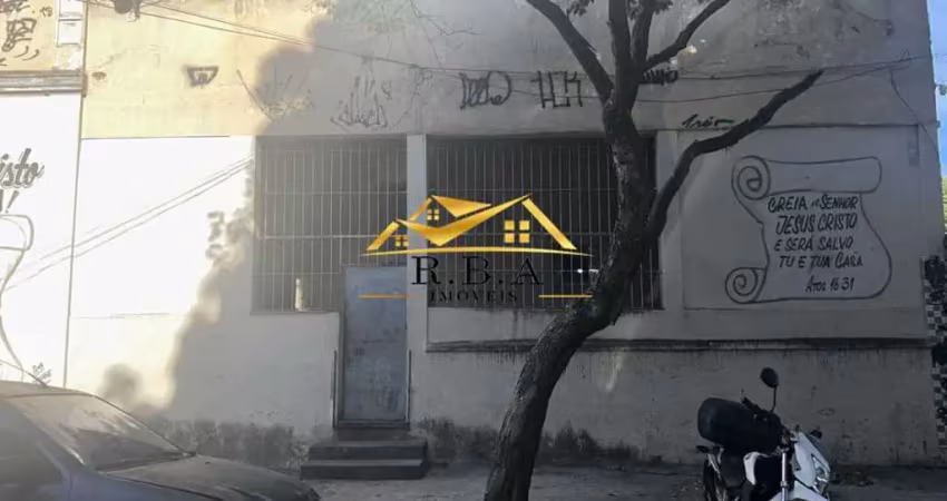 Casa comercial com 1 sala para alugar na Rua Jorge Schmidt, Marechal Hermes, Rio de Janeiro