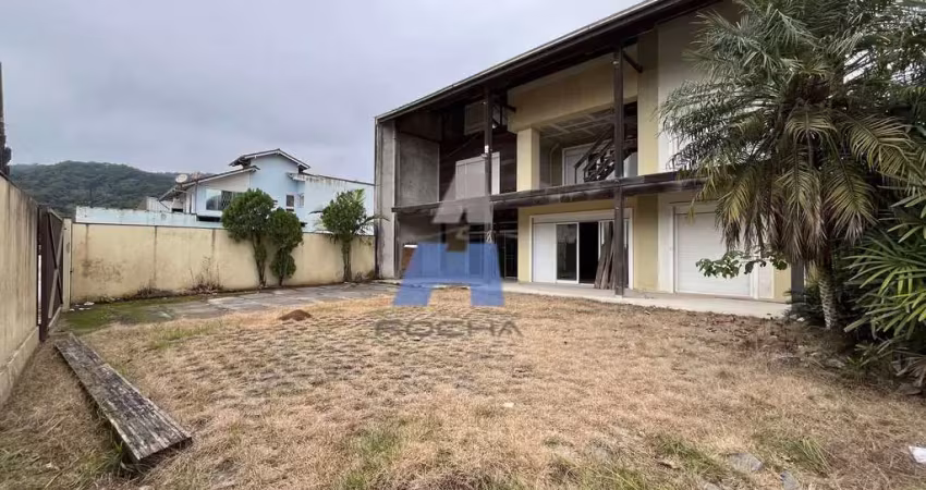 Casa à venda na Rua Balduíno Brumuller, 61, Itinga, Joinville