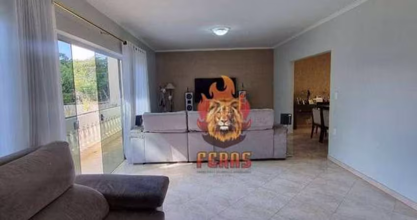 Casa com 3 dormitórios à venda, 186 m² por R$ 699.000,00 - Parque Três Meninos - Sorocaba/SP