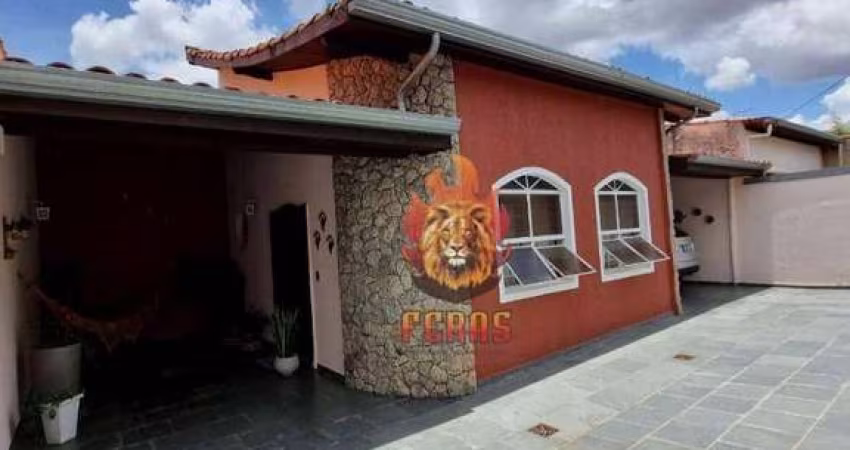 Casa com 3 dormitórios à venda, 280 m² por R$ 750.000 - Jardim Prestes de Barros - Sorocaba/SP