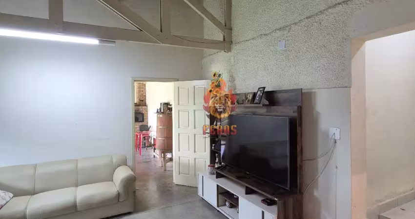 Chácara à venda de 63 mil m² com 3 casas em capela do alto/sp