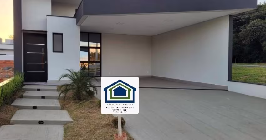 Linda Casa Térrea de 141m² de  área Construída e Terreno 220m2 à venda no excelente Condomínio Fechado  Gran Reserva em Indaiatuba- SP.